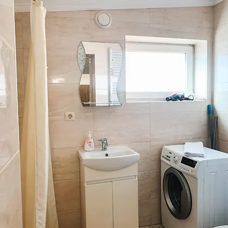 מוקצ'בה Apartments Domovik Korzo מראה חיצוני תמונה