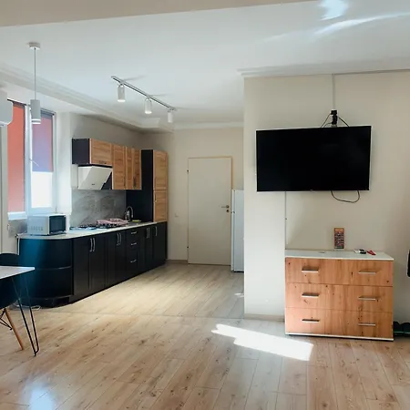 מוקצ'בה Apartments Domovik Korzo מראה חיצוני תמונה