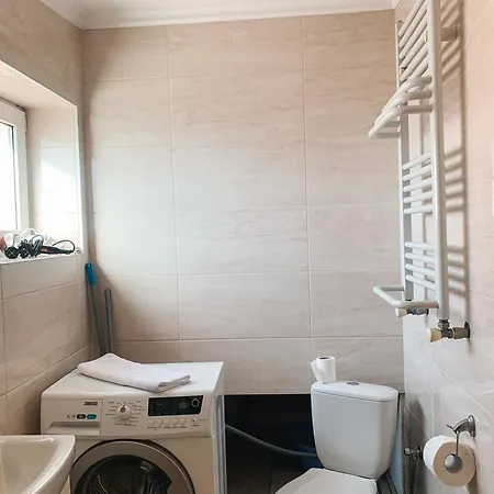 מוקצ'בה Apartments Domovik Korzo מראה חיצוני תמונה
